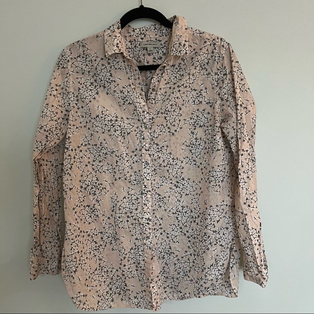 Calvin Klein Vintage 100% Cotton Button Down Blouse. Size Large